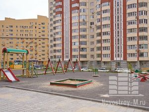 2-комнатная квартира: посёлок Коммунарка, Лазурная улица, 10 (61 м²)