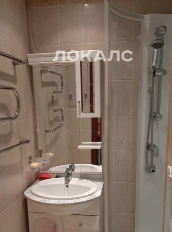 Сдается 3-комнатная квартира на улица Барболина, 8, метро Сокольники, г. Москва