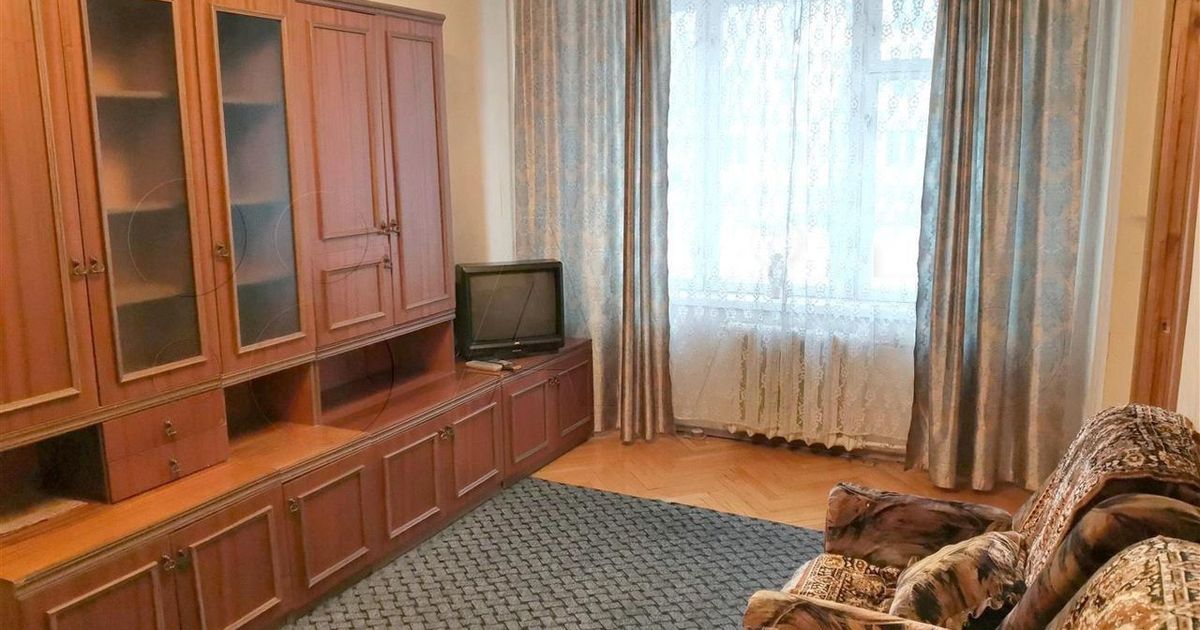 Снять двухкомнатную квартиру в рязани. Апартаменты на первомайской москва. Рязань снять 2 х комнатные квартиры. Спальня в хрущевке без ремонта. Вокзальная 61.