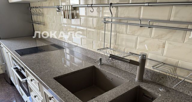 Снять двухкомнатную квартиру на Садовая-Триумфальная улица, 4/10, метро Новослободская, г. Москва