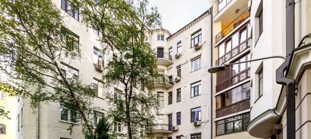 Снять трехкомнатную квартиру на Малый Козихинский переулок, 12, метро Пушкинская, г. Москва