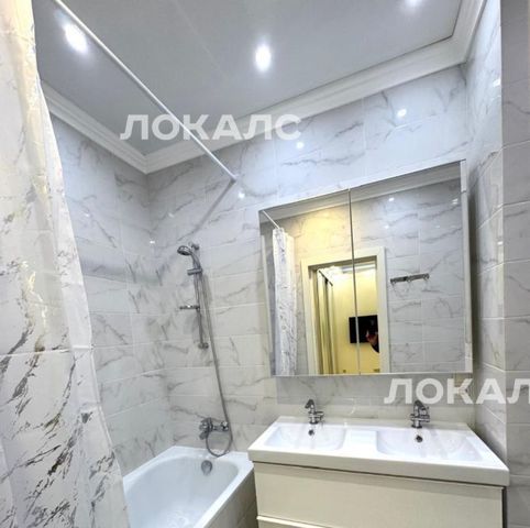 Снять 2к квартиру на улица Пресненский Вал, 14к1, метро Краснопресненская, г. Москва