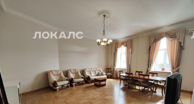 Сдается 3-комнатная квартира на Милютинский переулок, 3, метро Чистые пруды, г. Москва