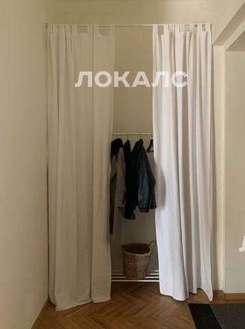 Сдаю двухкомнатную квартиру на г Москва, ул Серафимовича, д 2, метро Кропоткинская, г. Москва