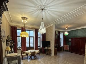 4-к кв. Санкт-Петербург 8-я Васильевского острова линия, 15 (149.9 м²)