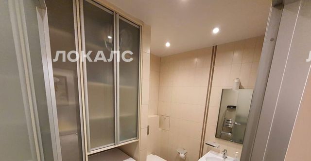 Аренда 3х-комнатной квартиры на проспект 60-летия Октября, 8, метро Академическая, г. Москва