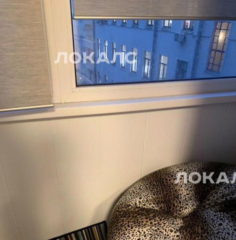 Сдаю трехкомнатную квартиру на Смоленский бульвар, 6-8, метро Киевская, г. Москва