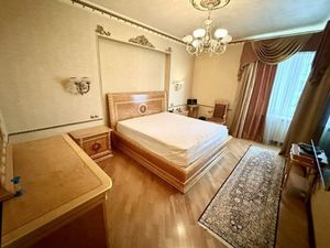 4-комнатная квартира: Москва, Мосфильмовская улица, 70к5 (250 м²)