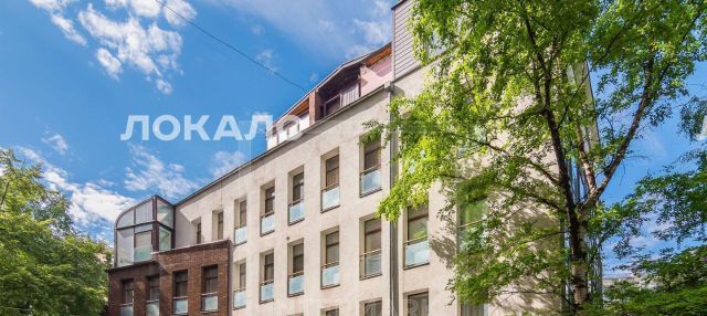 Сдается 4-к квартира на Староконюшенный переулок, 36С2, метро Александровский сад, г. Москва