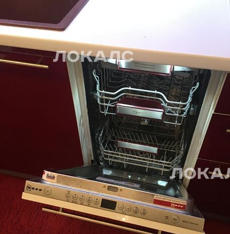 Сдам трехкомнатную квартиру на Чертановская улица, 49К2, метро Южная, г. Москва