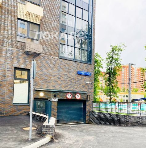 Сдается трехкомнатная квартира на улица Генерала Глаголева, 5К1, метро Хорошёвская, г. Москва