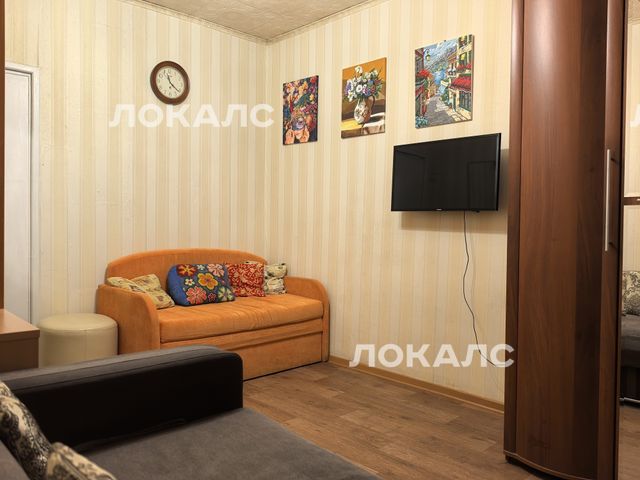 Сдам трехкомнатную квартиру на г Москва, пр-кт Маршала Жукова, д 25 к 1, метро Хорошёво, г. Москва