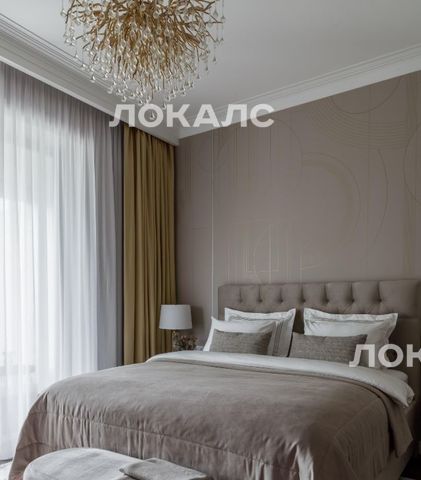 Сдам трехкомнатную квартиру на улица Усачева, 15А, метро Спортивная, г. Москва