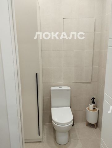 Снять 2к квартиру на Московская обл, г Красногорск, мкр Опалиха, Серебряный б-р, д 4, метро Волоколамская, г. Москва