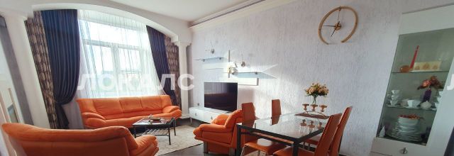 Сдам 3-комнатную квартиру на улица Строителей, 11К1, г. Москва