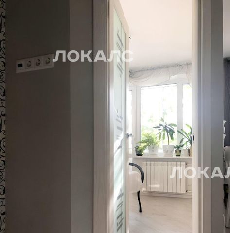 Сдается 1-комнатная квартира на улица Максимова, 10, метро Панфиловская, г. Москва