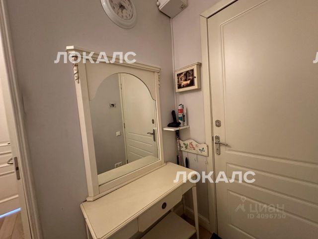 Сдаю 3х-комнатную квартиру на Ленинский проспект, 20, метро Площадь Гагарина, г. Москва