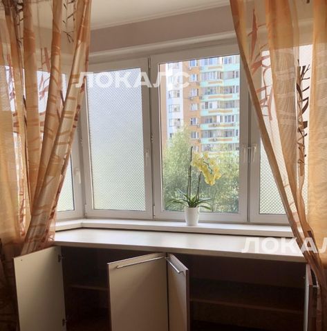 Сдается 3-комнатная квартира на Авиамоторная улица, 4К3, метро Авиамоторная, г. Москва