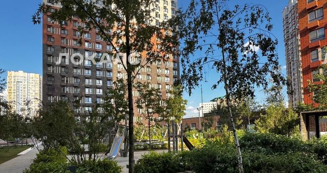 Аренда трехкомнатной квартиры на Большая Очаковская улица, 2, метро Мичуринский проспект, г. Москва