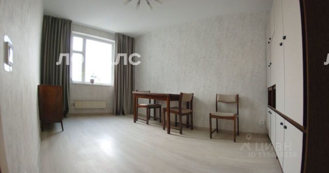 Аренда трехкомнатной квартиры на улица 26 Бакинских Комиссаров, 12к6, метро Озёрная, г. Москва
