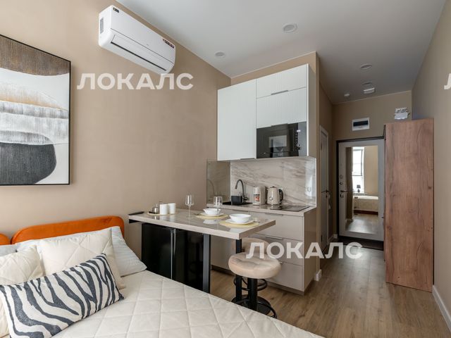 Сдается 1-комнатная квартира на г Москва, Большой Сергиевский пер, д 20, метро Трубная, г. Москва