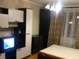 1 комнатная квартира Красного Маяка