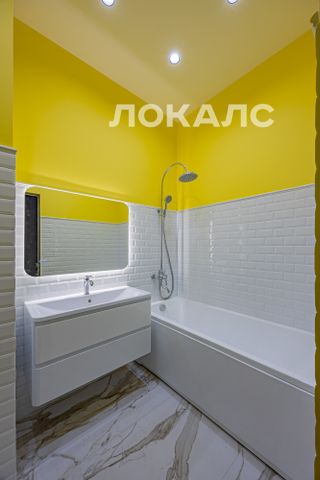 Сдается 4-к квартира на г Санкт-Петербург, Смольный пр-кт, д 17, метро Чернышевская, г. Санкт-Петербург