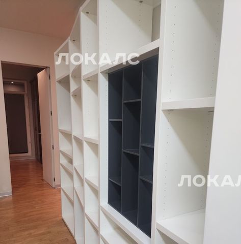 Сдаю трехкомнатную квартиру на Новокуркинское шоссе, 35К1, метро Планерная, г. Москва