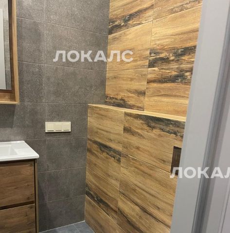 Сдаю 3х-комнатную квартиру на Винницкая улица, 8к1, метро Раменки, г. Москва