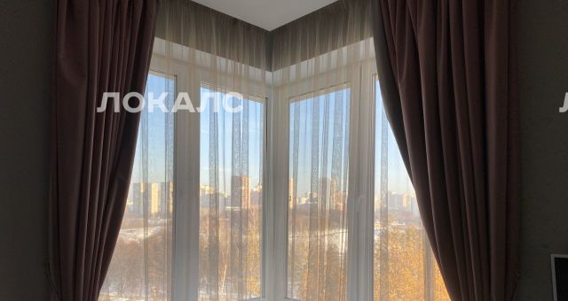 Сдаю четырехкомнатную квартиру на улица Мичуринский проспект Олимпийская деревня, 1к1, метро Озёрная, г. Москва