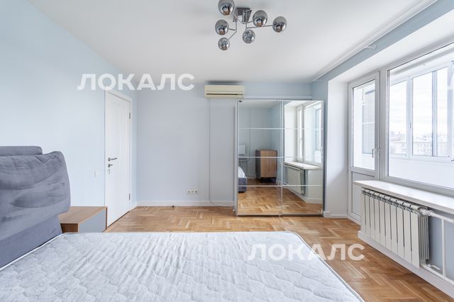 Аренда трехкомнатной квартиры на г Москва, ул Бахрушина, д 4 стр 1, метро Третьяковская, г. Москва