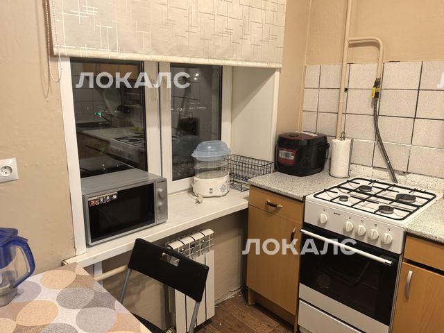 Сдается трехкомнатная квартира на г Москва, пр-кт Маршала Жукова, д 25 к 1, метро Хорошёво, г. Москва