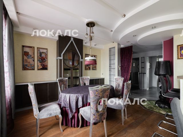 Сдаю 4-к квартиру на г Санкт-Петербург, Константиновский пр-кт, д 1/24, метро Чкаловская, г. Санкт-Петербург