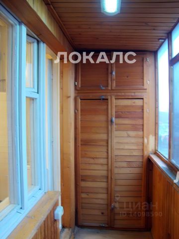 Снять 1к квартиру на Новоорловская улица, 14, метро Новопеределкино, г. Москва