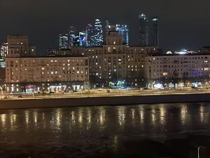 2-х комнатная квартира на метро Киевская
