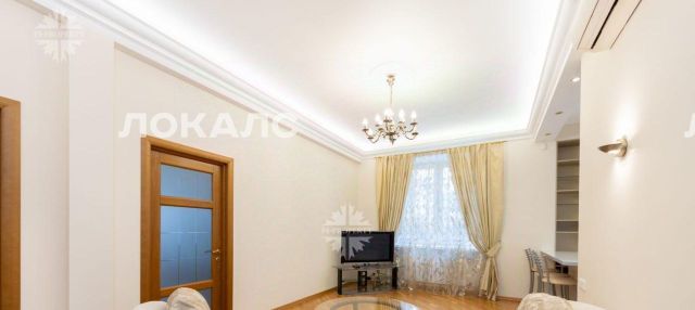 Сдается 4-комнатная квартира на Малая Бронная улица, 36, метро Краснопресненская, г. Москва