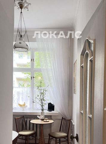 Сдаю 3к квартиру на Покровский бульвар, 14/5, метро Лубянка, г. Москва