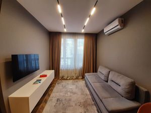 Квартира для пары (девушки)