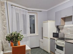 1-к кв. Москва, Москва, Московский г. ул. Бианки, 9 (40.0 м²)