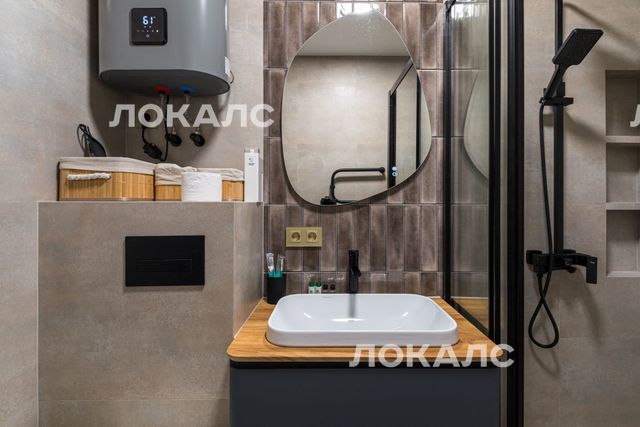 Сдам 1к квартиру на г Москва, ул Неглинная, д 16/2 стр 3, метро Кузнецкий Мост, г. Москва