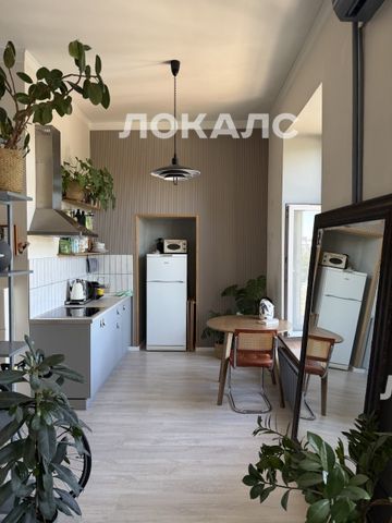 Аренда 1-к квартиры на г Москва, Пречистенский пер, д 7, метро Кропоткинская, г. Москва
