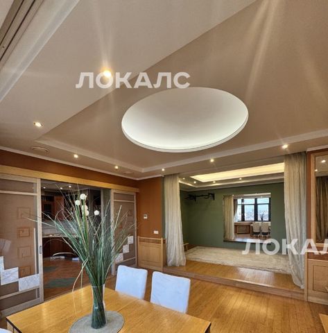 Сдается трехкомнатная квартира на Нежинская улица, 8К1, г. Москва