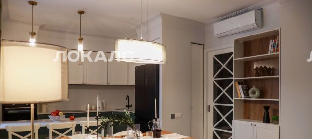 Снять трехкомнатную квартиру на Никулинская улица, 8к3, метро Юго-Западная, г. Москва