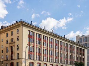 Двушка Мира