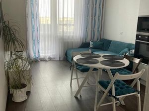 2-комнатная квартира: Санкт-Петербург, Среднерогатская улица, 13к1 (65 м²)