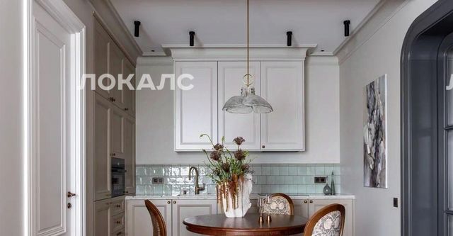 Сдам трехкомнатную квартиру на Волоколамское шоссе, 81/2с3, метро Тушинская, г. Москва
