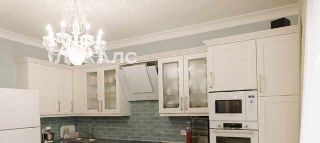 Аренда трехкомнатной квартиры на улица 1-я Машиностроения, 10, метро Кожуховская, г. Москва