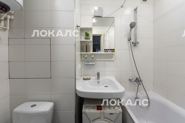 Сдаю 2к квартиру на г Москва, ул Мосфильмовская, д 74, метро Ломоносовский проспект, г. Москва