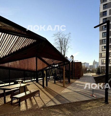 Сдам 3-комнатную квартиру на улица Петра Алексеева, 14, г. Москва