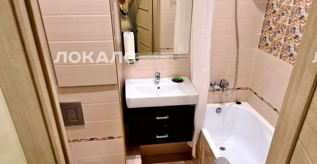 Снять однокомнатную квартиру на улица Липовый Парк, 10к4, метро Коммунарка, г. Москва